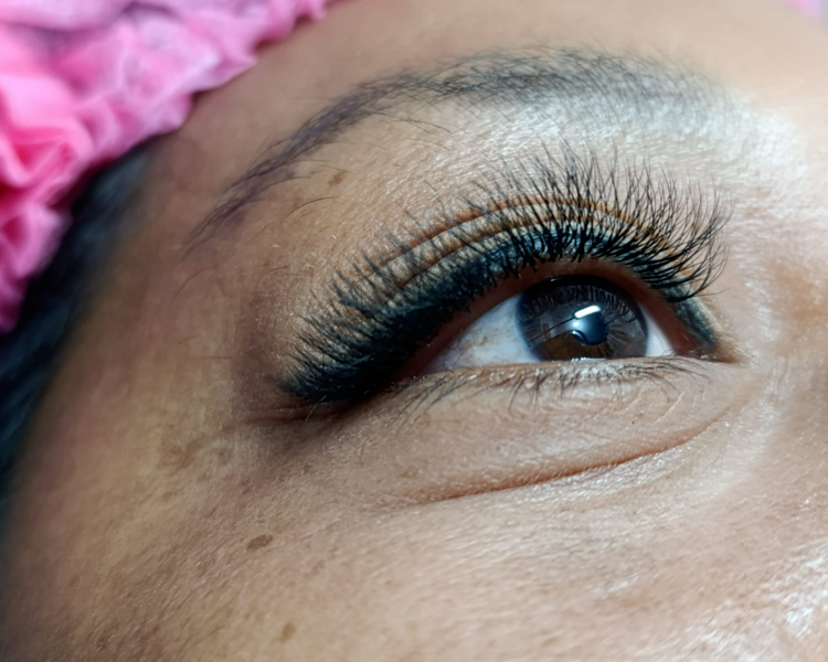 Pestañas volumen hawaiano