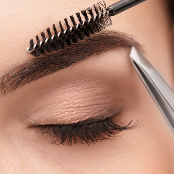 Diseño Cejas + Color + Botox Capilar