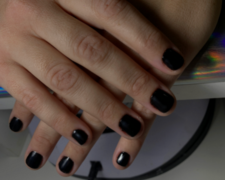 Semipermanente reforzado en manos