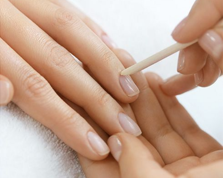 Retirado de esmaltado semipermanente