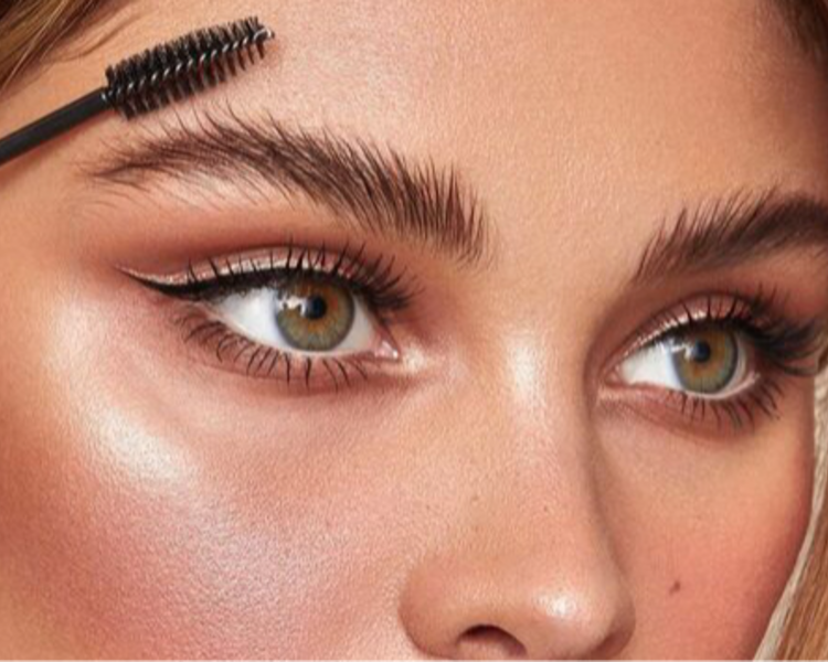 Laminado de Cejas + Perfilado + Tintura