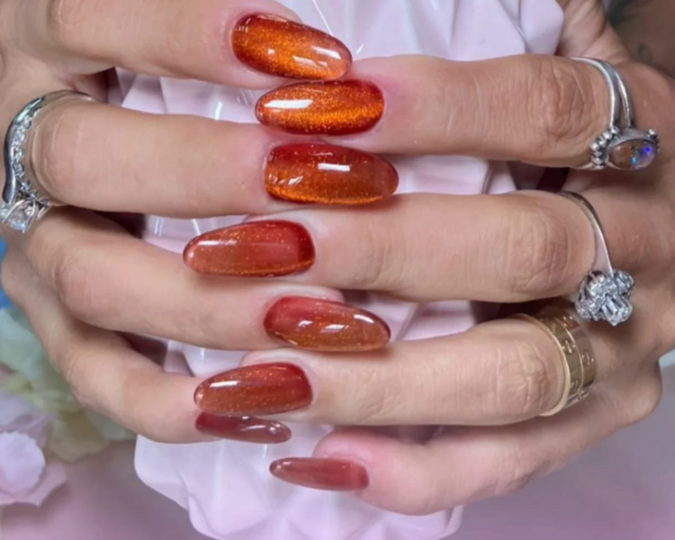 MANTENIMIENTO UÑAS TIP ALMOND MEDIANA