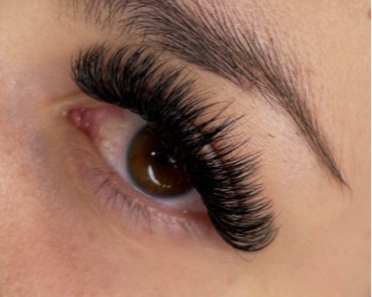 RETOQUE PESTAÑAS (VOLUMEN)