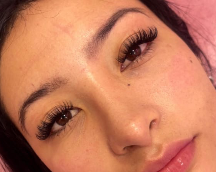 Pestañas efecto wet