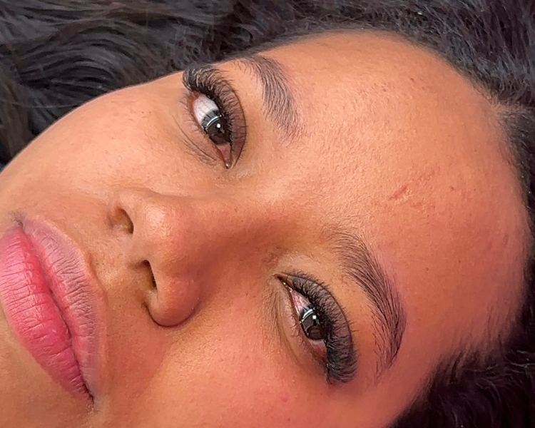 Pestañas volumen hawaiano