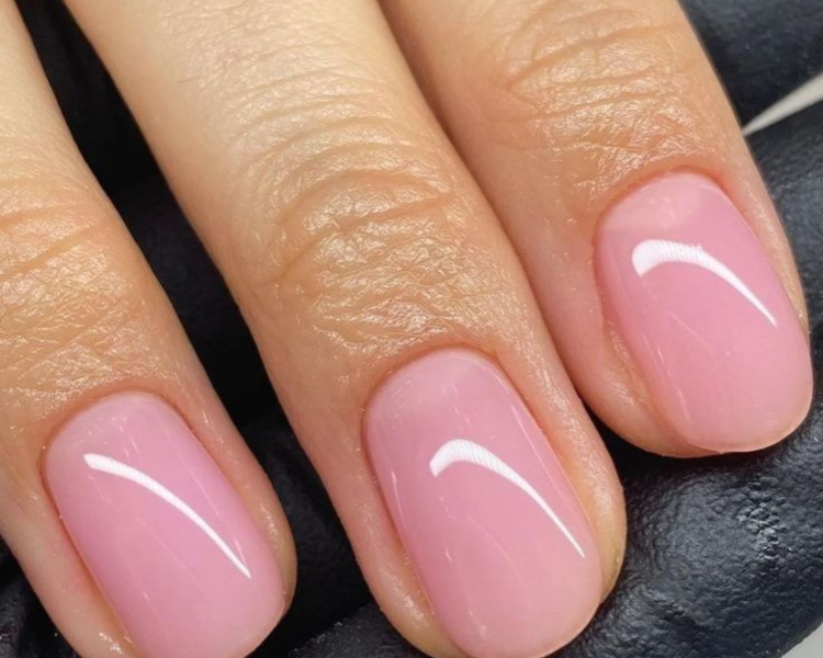 Rubber ✧₊ ∘ En Uña natural