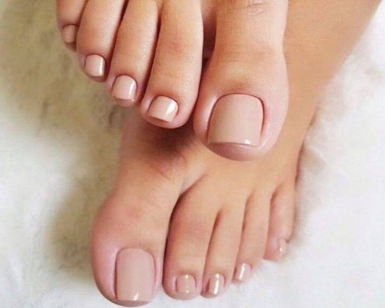 Pies de Lujo Esmalte Sin Restricciones de Colores.