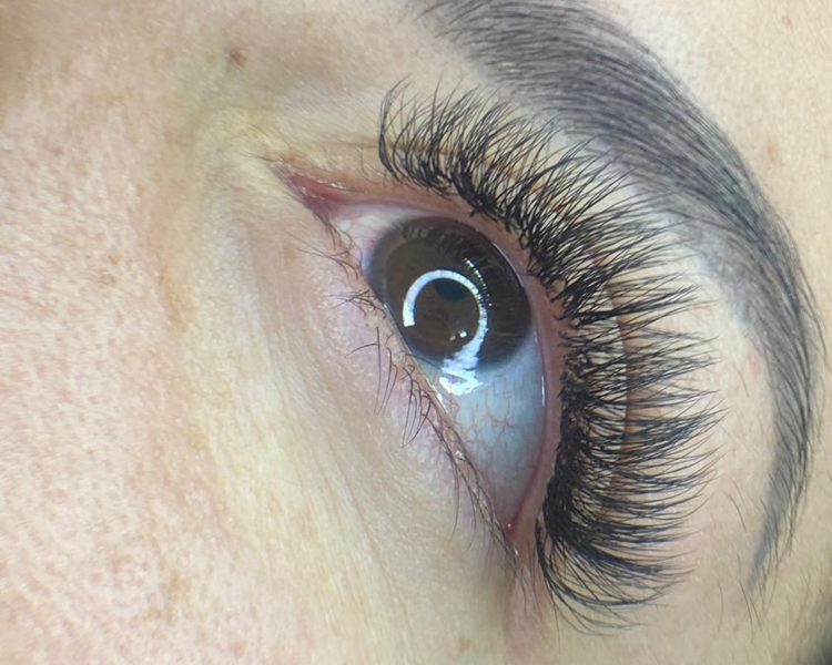 Pestañas Volumen Tecnológico