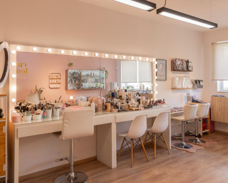 Maquillaje ACOMPAÑANTES GRADUADA (a partir de 4 )