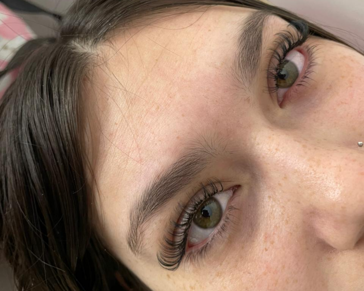 EXTENSIONES DE PESTAÑAS 4D