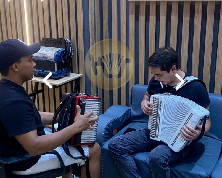 CLASE DE ACORDEÓN - (Presencial)