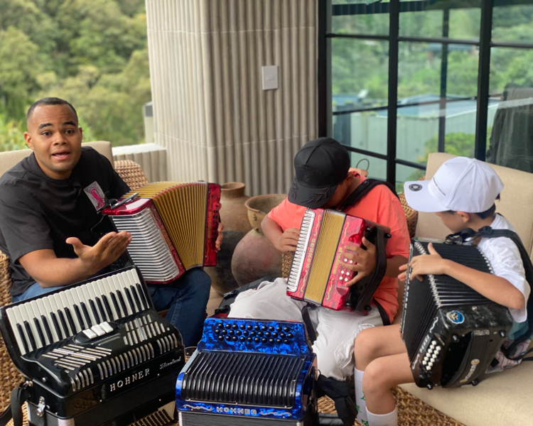 CLASE DE ACORDEÓN - (Presencial)