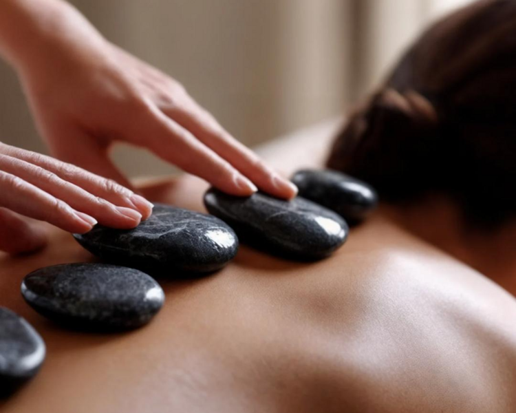 MASAJES RELAJANTES CON PIEDRAS CALIENTES