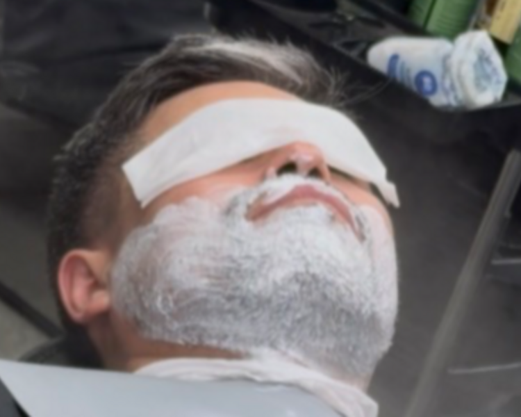 AFEITADO AL RAZ (Ritual con Toallas / Vapor)