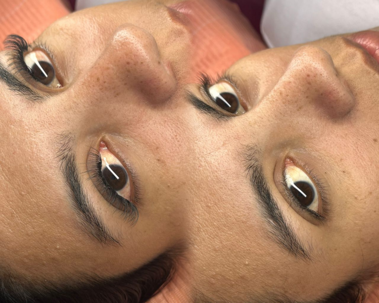 Pestañas punto a  punto 