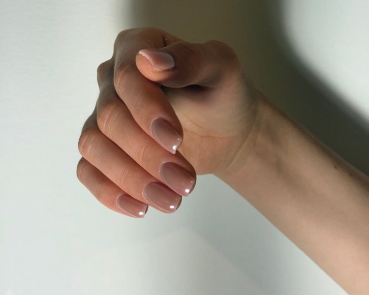 Bastet / Esmaltado Permanente + Base de Refuerzo (Capping)