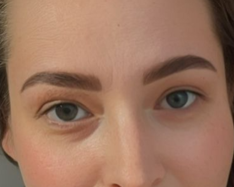 Spa de Ceja: Laminado, perfilado y Henna/Tinte + Tratamiento Botox