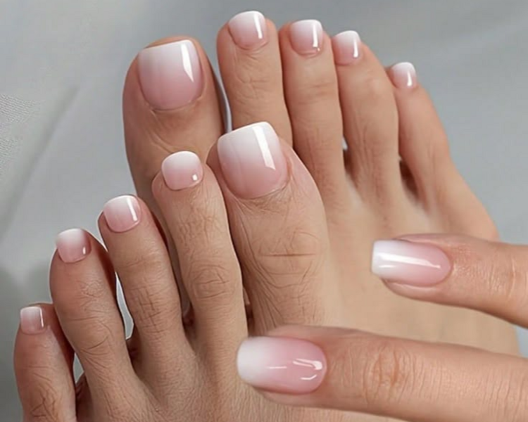 MANICURE Y PEDICURE CON DISEÑO