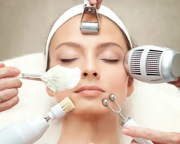 Limpieza Facial  Clìnica Full
