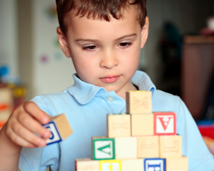 Evaluación ADOS-2 y ADI-R