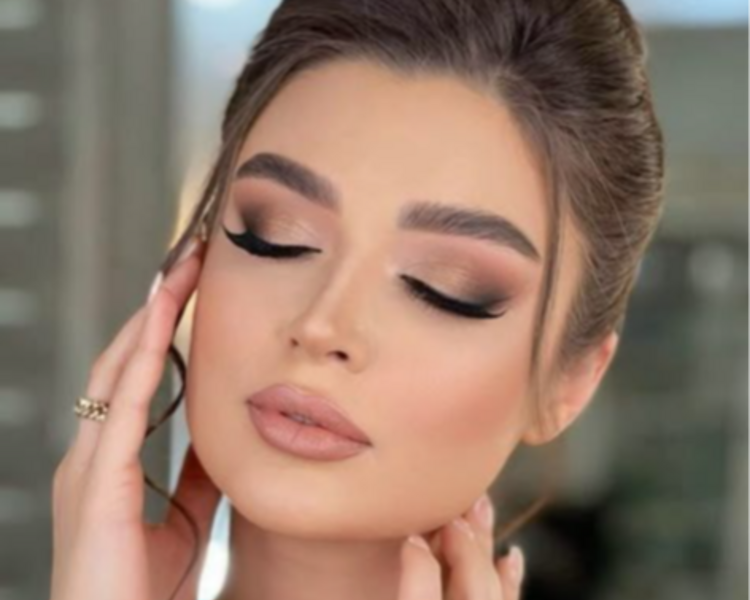 Maquillaje & Limpieza Facial & Depilacion ( Novias & XV )