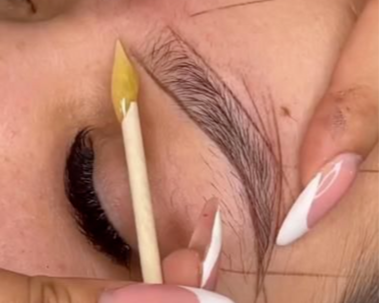Depilacion de cejas 