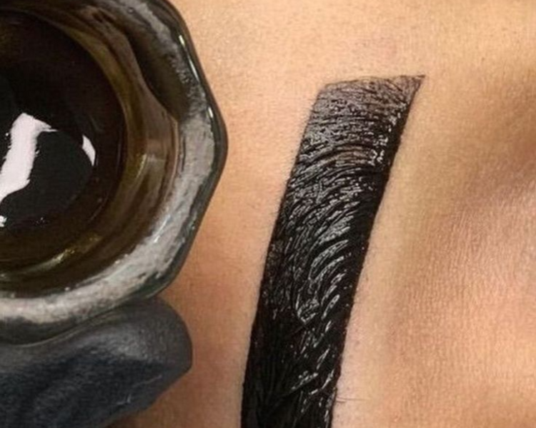 Sombreado de Cejas con henna
