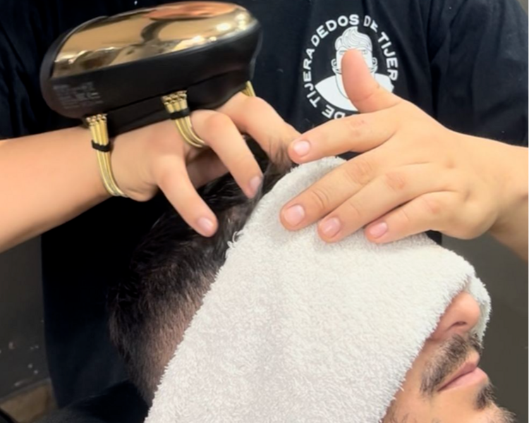 Corte, Barba y Masaje capilar (incluye lavado)