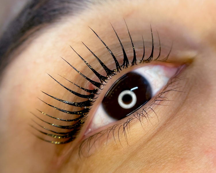 Lifting CLÍNICO CON LASH CLINIC