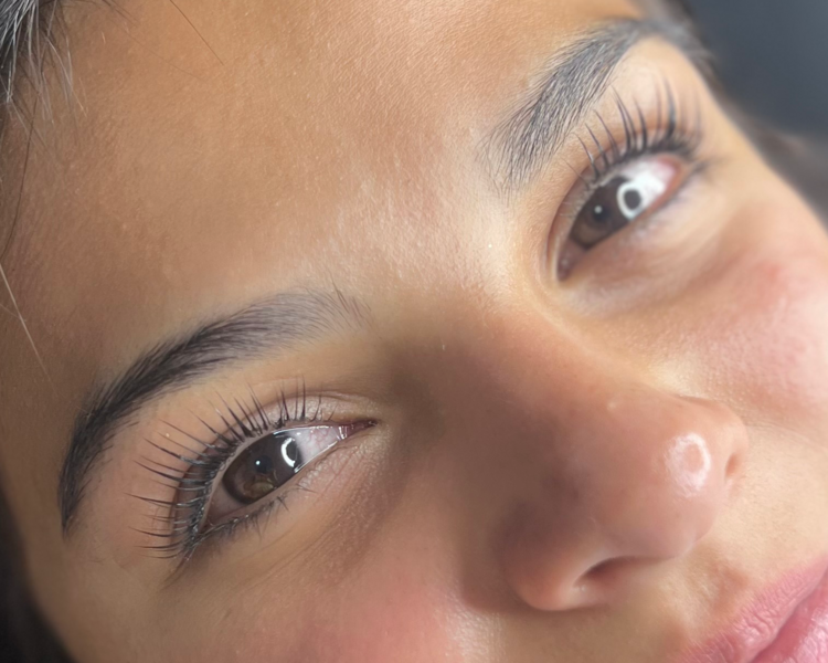Lash Lifting BLACK PREMIUM (con tinte negro + shock de hidratación y nutrición)