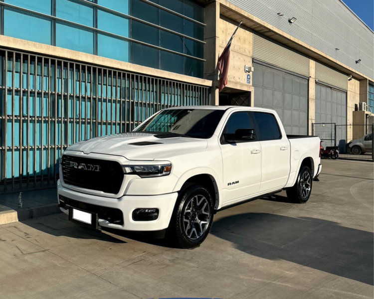 WASH & WAX XL (F150, TAHOE, SUBURBAN ETC)