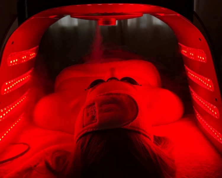 Summer Reset: Peeling de verano + Fototerapia LED