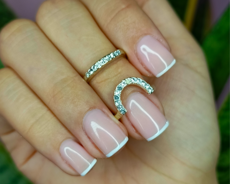 Manos Semipermanente