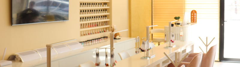 Couche Nail Bar banner