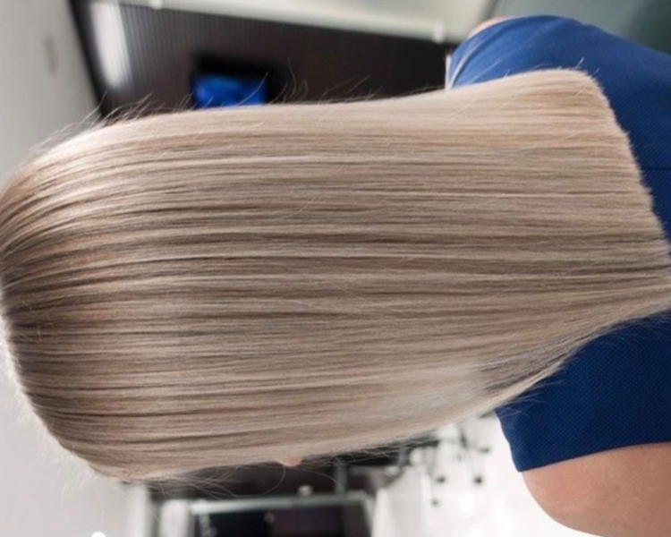 power blond cabello M- con Roxana 