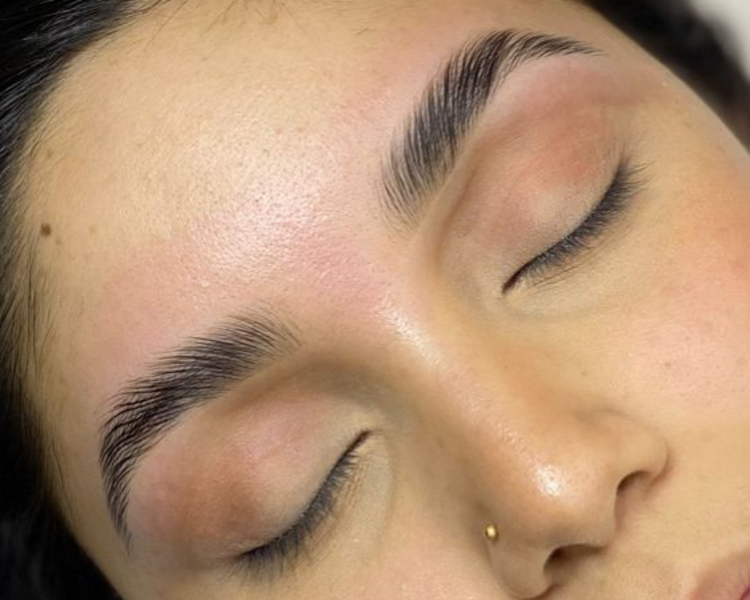 Laminado de cejas 
