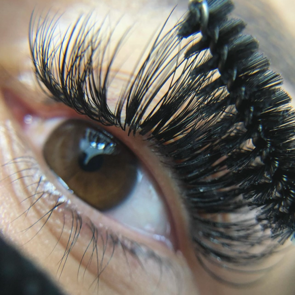 Extensión de Pestañas TÉCNICA HÍBRIDA 