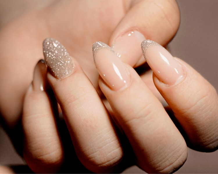 Forrado uña natural con poly gel 