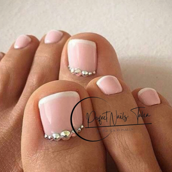 Pedicure simple + Esmaltado permanente 