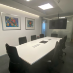 Sala 4 personas / Antonio Bellet  photo