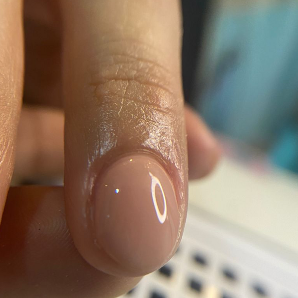 MANICURE + KAPPING  + ESMALTADO PERMANENTE DESDE LOS