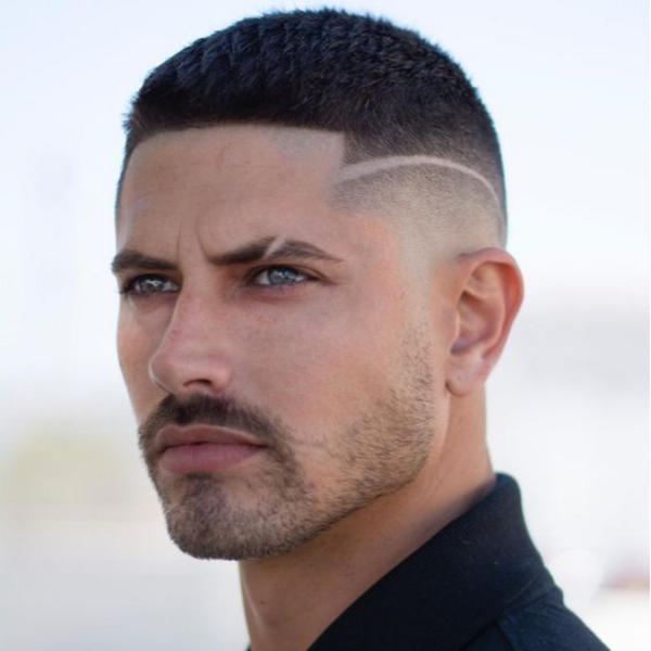 Corte de cabello y perfilado de cejas