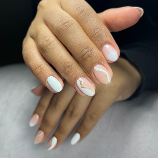 UÑAS MEDIANAS - MANICURA RUSA