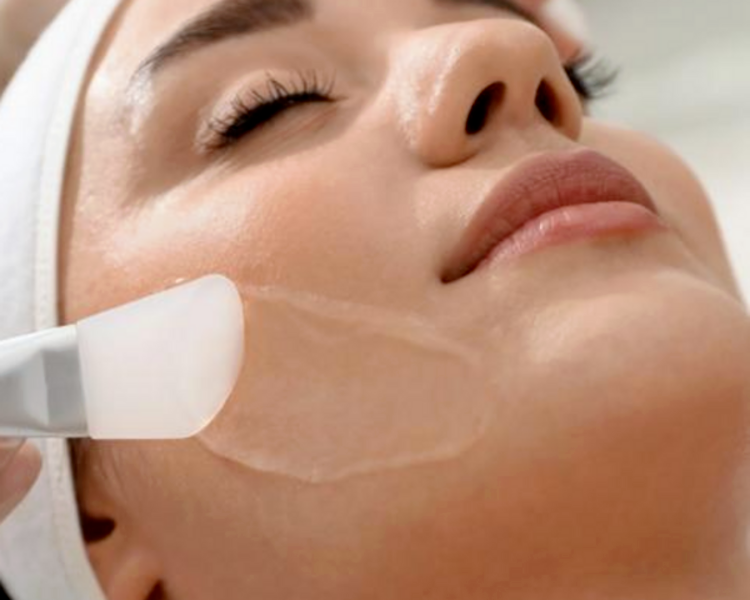 Limpieza de cutis profunda con Peeling (EFECTIVO $48.000)