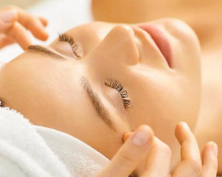 Limpieza de cutis profunda y drenaje linfatico facial (PAGO EFT $45.000)