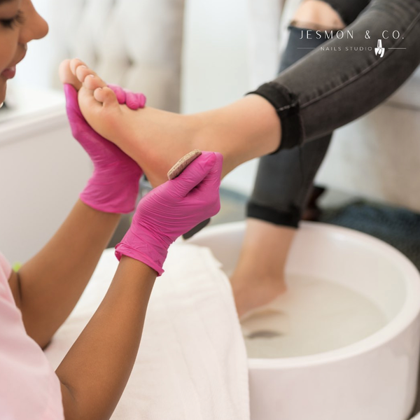 Pedicure básico sin gel