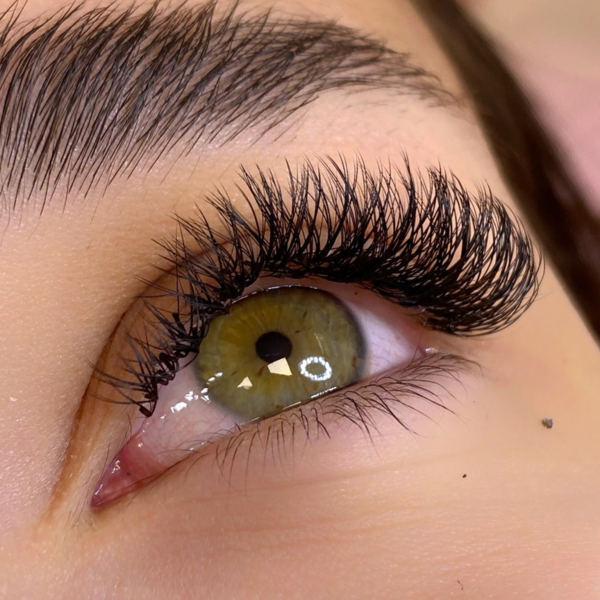 08 Lash Lifting