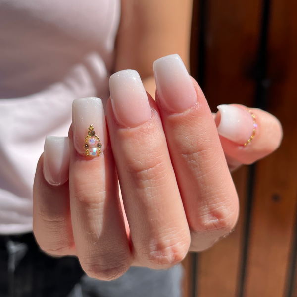 Uñas acrílicas s/m