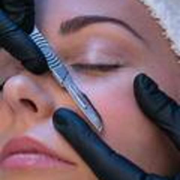 Limpieza + Dermaplanig 
