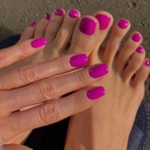 Manicure Permanente + Pedicura Tradicional